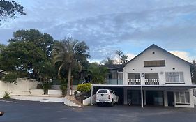 Dwengu Guest House
